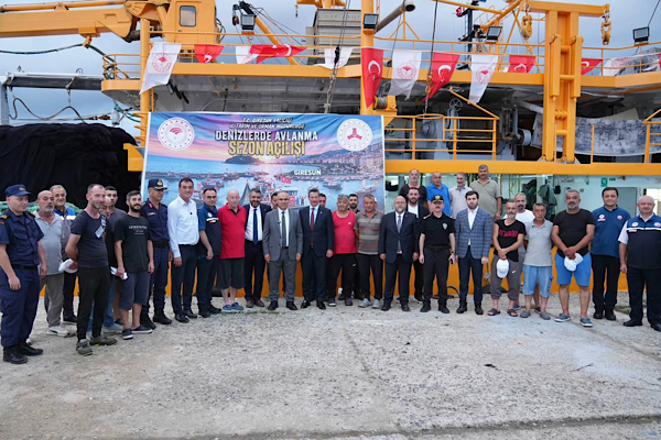 Giresun’da balıkçılar yeni av sezonuna “Vira Bismillah” diyerek başladı