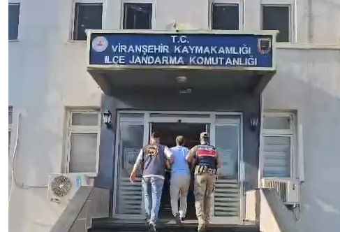 Şanlıurfa’da 15 Yıl 10 Ay Hapis Cezası Bulunan Firari Yakalandı