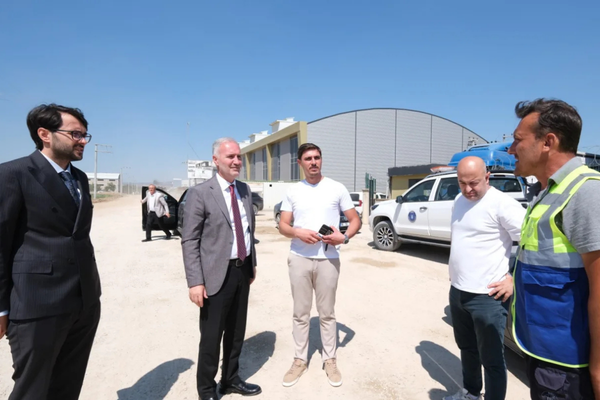 İnegöl’de sanayi bölgesinde 11 kilometrelik sathi kaplama çalışması başladı