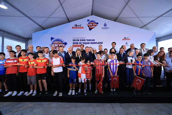 Selim Sırrı Tarcan Spor ve Yaşam Kompleksi hizmete açıldı
