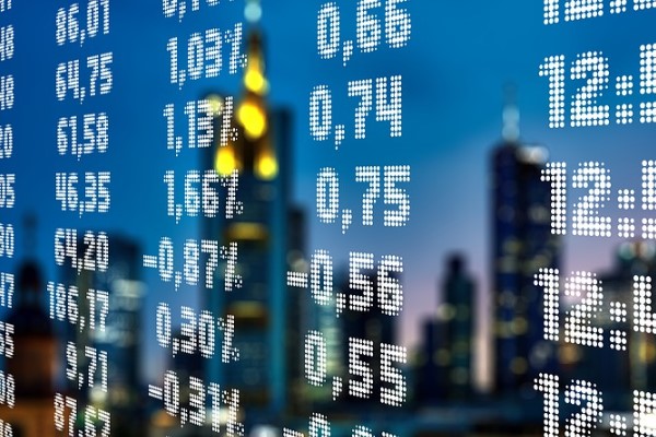 Holdinglerde NAD iskontosu yüzde 46,7