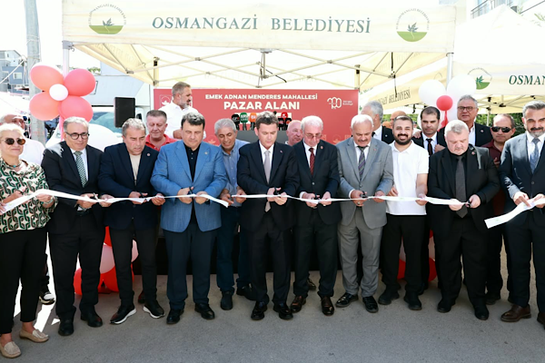 Osmangazi’de 62 tezgahlı pazar alanı hizmete açıldı