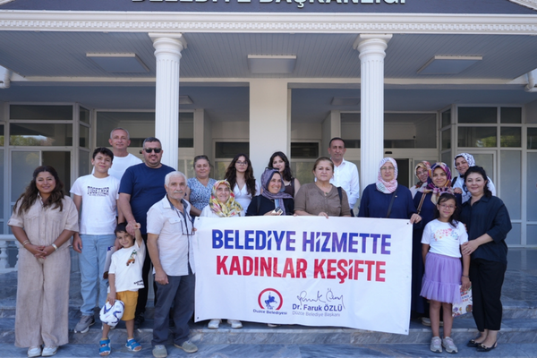 Düzce Belediyesi’nin “Belediye Hizmette, Kadınlar Keşifte” programında projeler tanıtıldı