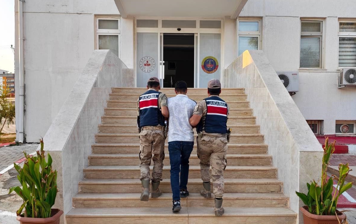 Akçakale’de 5 Yıl Kesinleşmiş Hapis Cezası Bulunan Şahıs Yakalandı