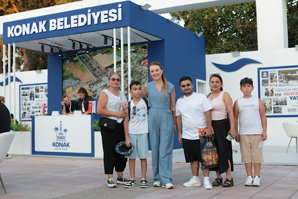 Konak Belediyesi, İzmir Enternasyonal Fuarı'nda etkinliklerini sürdürüyor