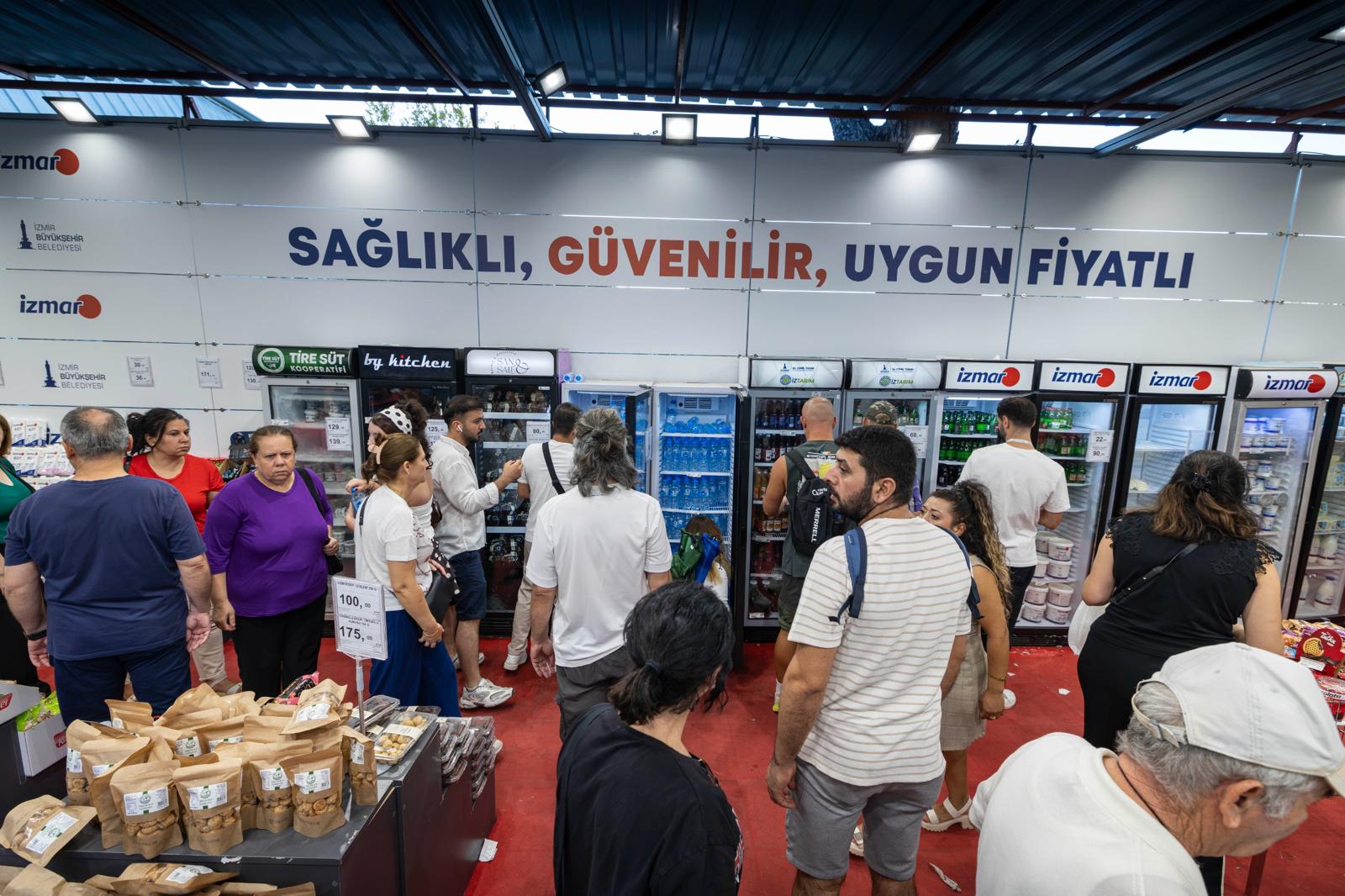95.İzmir Enternasyonal Fuarı’nın sekizinci gününde ziyaretçi yoğunluğu yaşandı