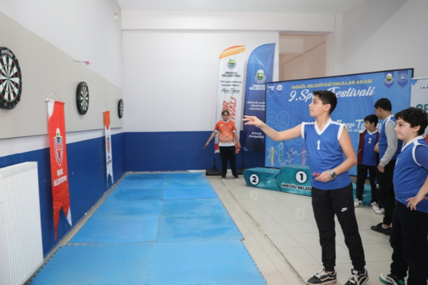 İnegöl’de Gençlik Yılı kapsamında spor çalışmaları sürüyor