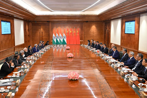 “Xi ile Modi arasındaki en büyük mutabakat, iki ülkenin ortak olmasıdır”