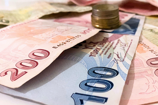 Evde Bakım Yardımı ödemeleri hak sahiplerinin hesaplarına yatırılmaya başlandı