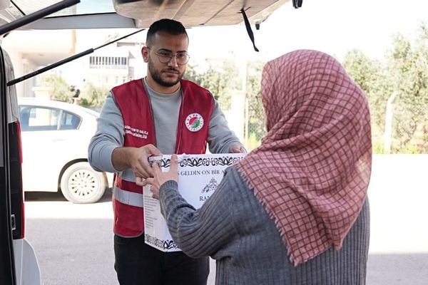 Kepez’de sosyal yardımlar 11 kat arttı