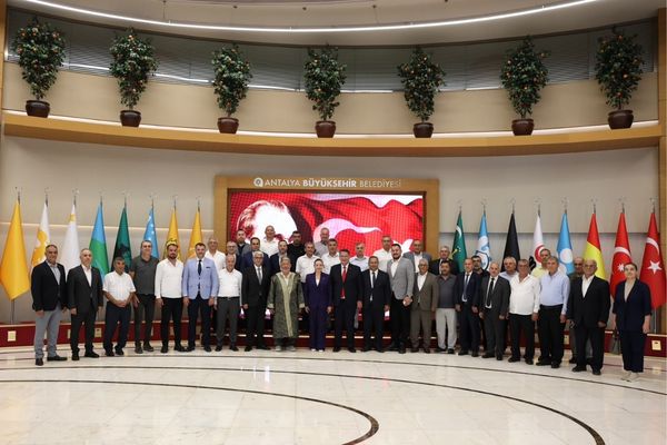Başkan Vekili Özdemir, Ahi temsilcilerini ağırladı
