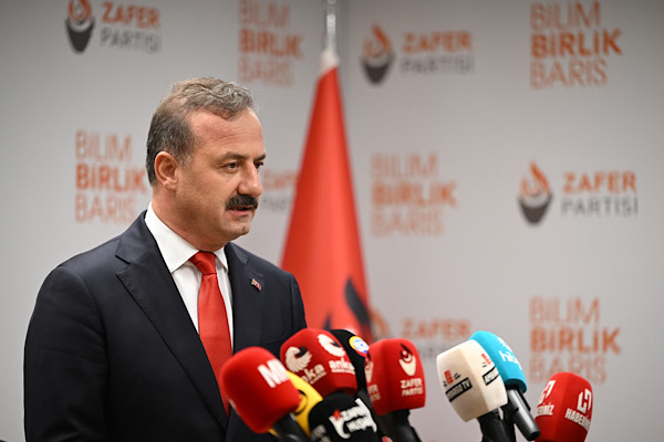 Ağıralioğlu: Kürtlerle küs değiliz, PKK ile de barışmayacağız