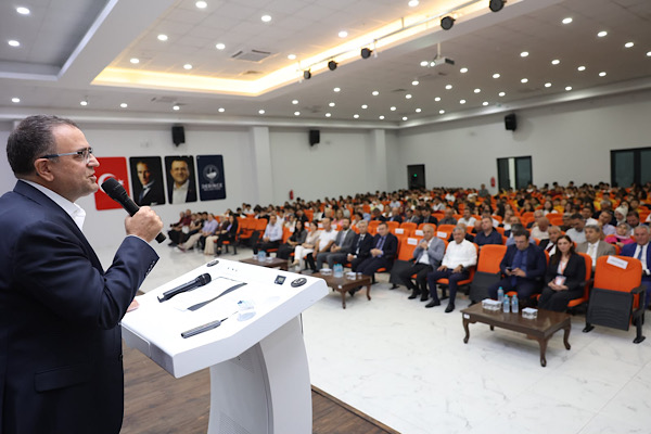 Derince’de Bilim Şenlikleri başladı