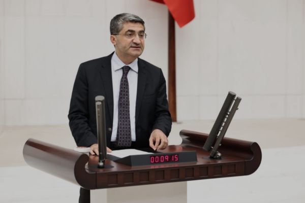 Ekmen: Türkiye’nin ihtiyacı bütüncül bir siyasi finansman reformudur