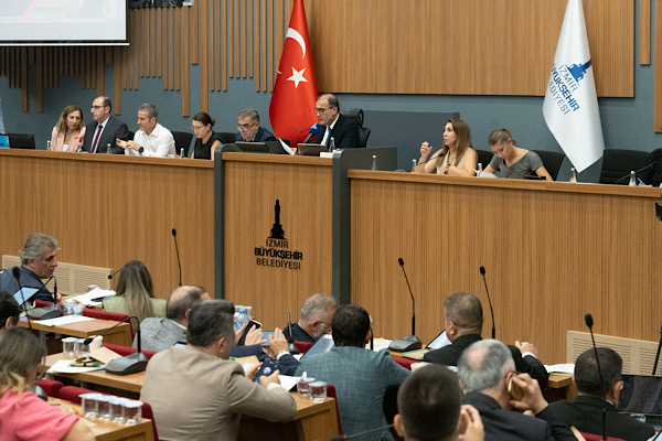 İzmir Otogarı'nın yeni ücret tarifesi belli oldu