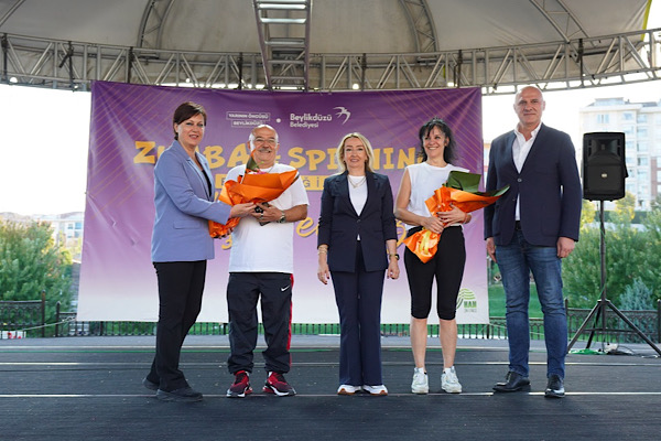 Beylikdüzü'nde Zumba ve Spinning etkinliği düzenlendi