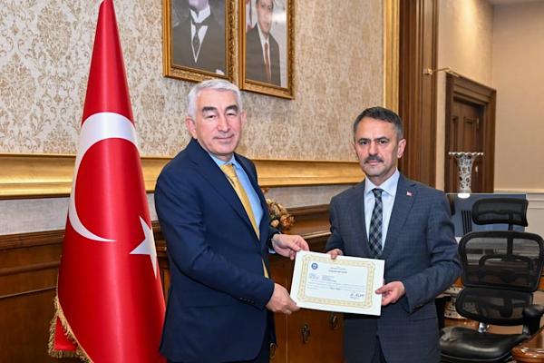 Kocaeli İl Emniyet Müdürü Karaduman, Vali Aktaş'a veda ziyareti gerçekleştirdi
