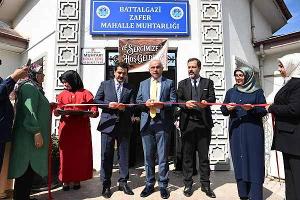 Başkan Er: Kadınların ürettiği el emeği ürünler için bir çarşı oluşturacağız