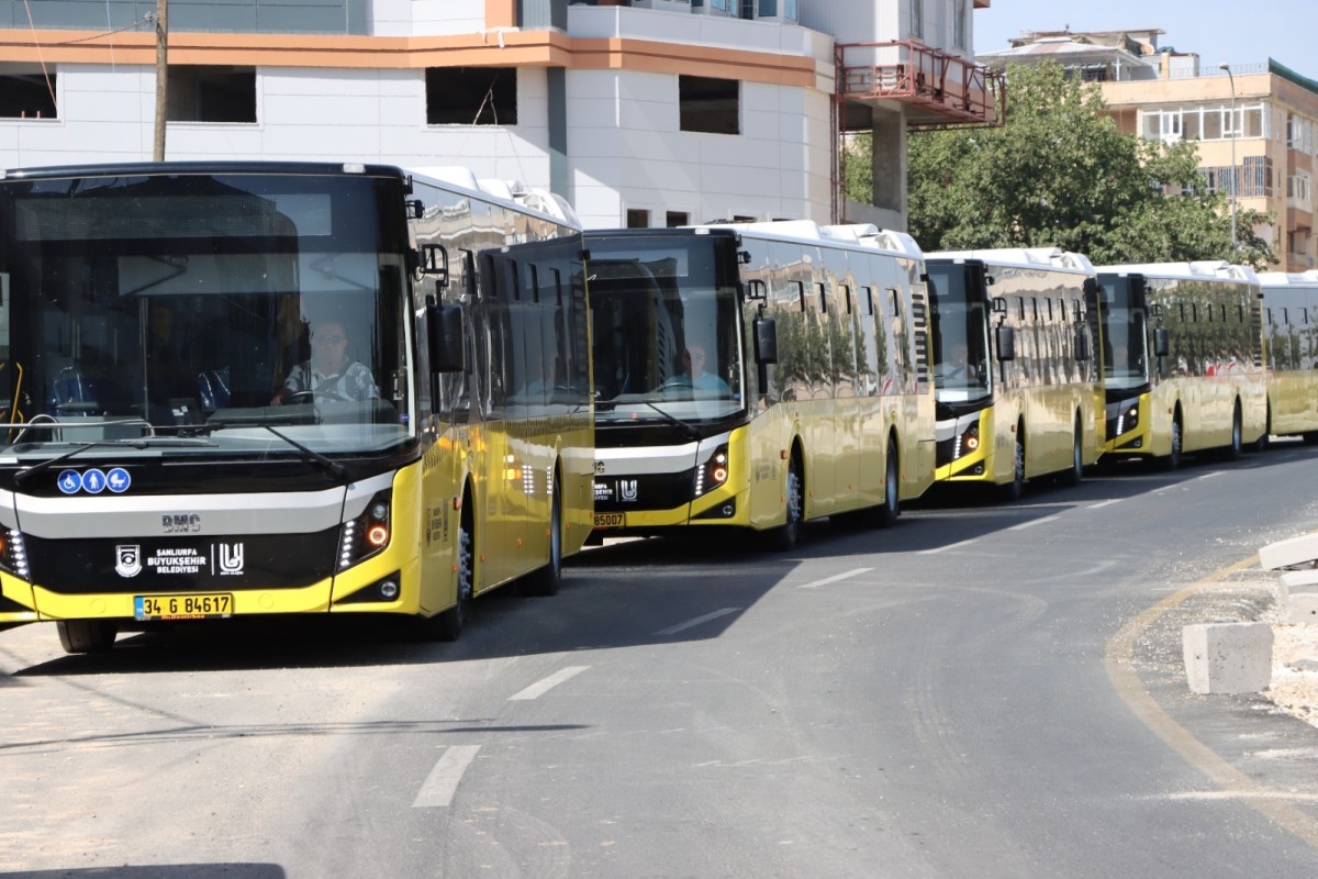 BÜYÜKŞEHİR, ULAŞIM FİLOSUNU 50 OTOBÜSLE BÜYÜTÜYOR