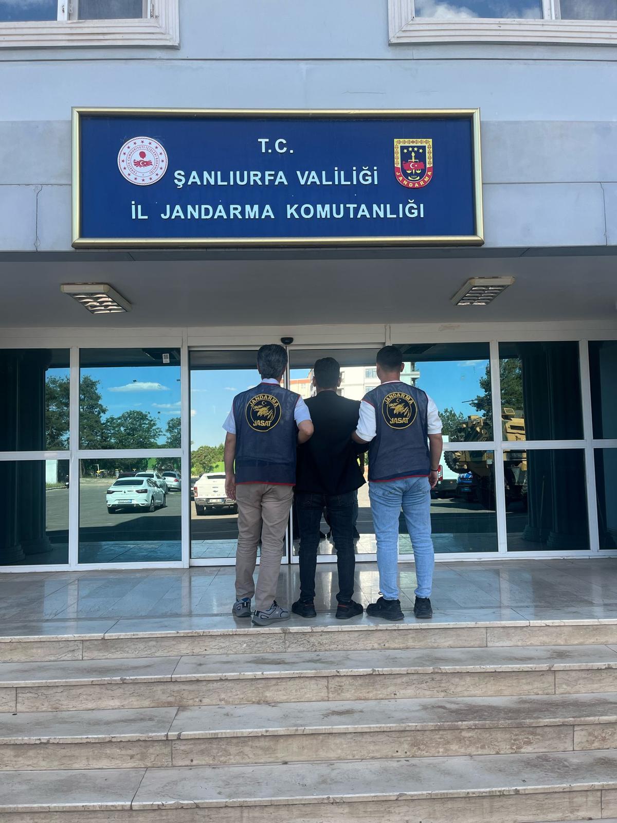 Karaköprü’de 5 Yıl 9 Ay Hapis Cezası Bulunan Hükümlü Yakalandı