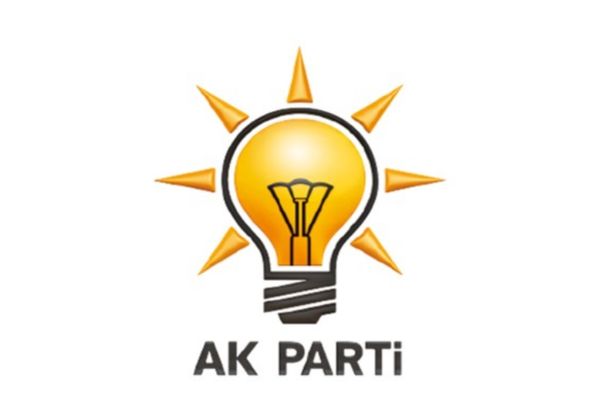 Ünal, Bayrampaşa’da Mardin Artuklular Derneğini ziyaret etti