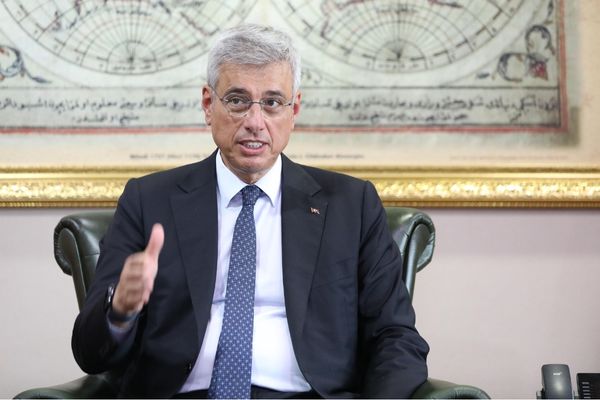 Memişoğlu, Haseki Eğitim ve Araştırma Hastanesini ziyaret etti