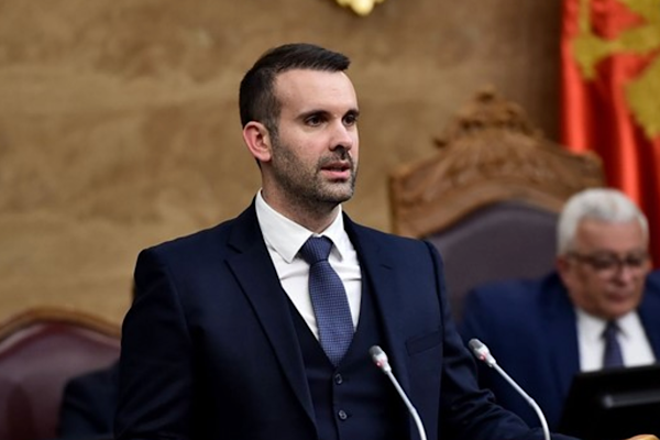 Spajic: Karadağ’da en düşük ücret 2027’den itibaren bin avro olacak