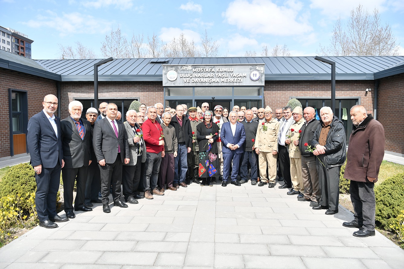 Kayseri Büyükşehir Belediyesi’nden yaşlı ve emeklilere yönelik destek mesajı