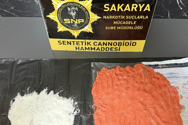 Sakarya’da 1 ton 772 kilogram bonzai yapımında kullanılabilecek madde ele geçirildi