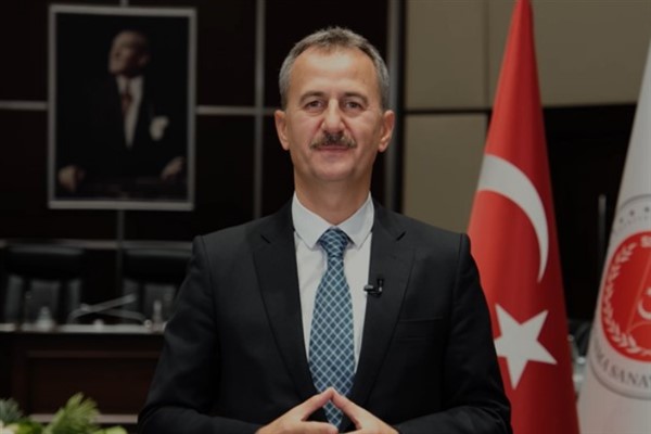 Görgün, Azerbaycan Savunma Bakanı Hasanov ile görüştü