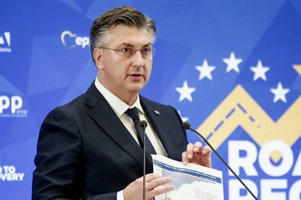 Plenkovic, Bosna Hersek Bakanlar Konseyi Başkanı Kristo ile görüştü