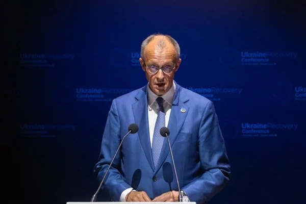 Merz, 7 Ekim saldırılarının üçüncü yılında hayatını kaybedenleri andı