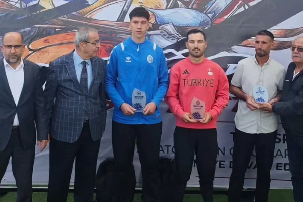 Ramazan Yılmaz’a Konya ASKF’den “Yılın Sporcusu” ödülü