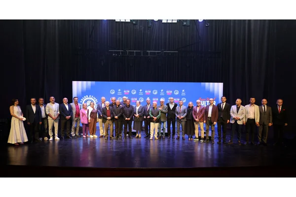 Küçükçekmece’de Kültür Sanat Sezonu Yaşar Kemal’in adıyla açıldı