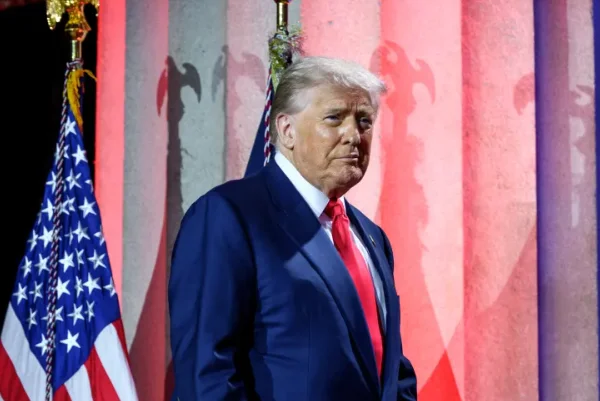 Trump, yolsuzluk ihbarcılarına komisyon ödeneceğini duyurdu