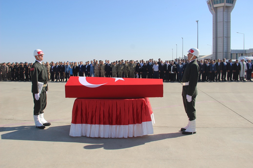 Şanlıurfa'da Şehit asker, törenle memleketine uğurlandı