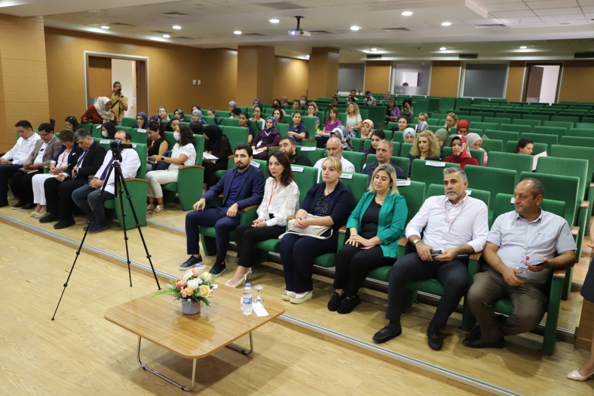 “Doğumun Sıfır Noktası” Şanlıurfa’dan Ebelere Sempozyum.