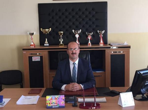 Urfa'da Baraj Göletine Giren Okul Müdürü Akıntıya Kapıldı