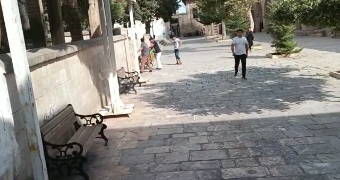 Urfa'daki Camide Madde Bağımlısı Dehşeti/Video