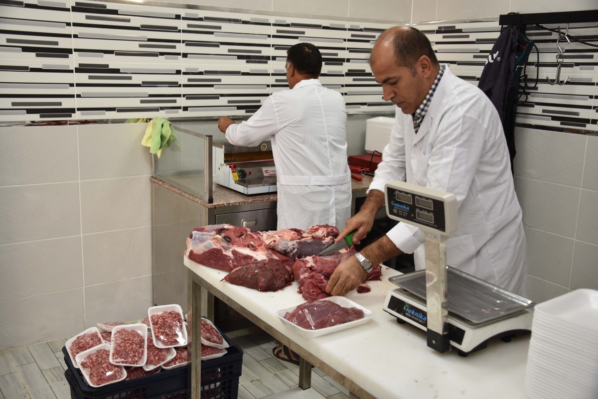 Şanlıurfa Siverek’te halk kasabı et satışına başladı  