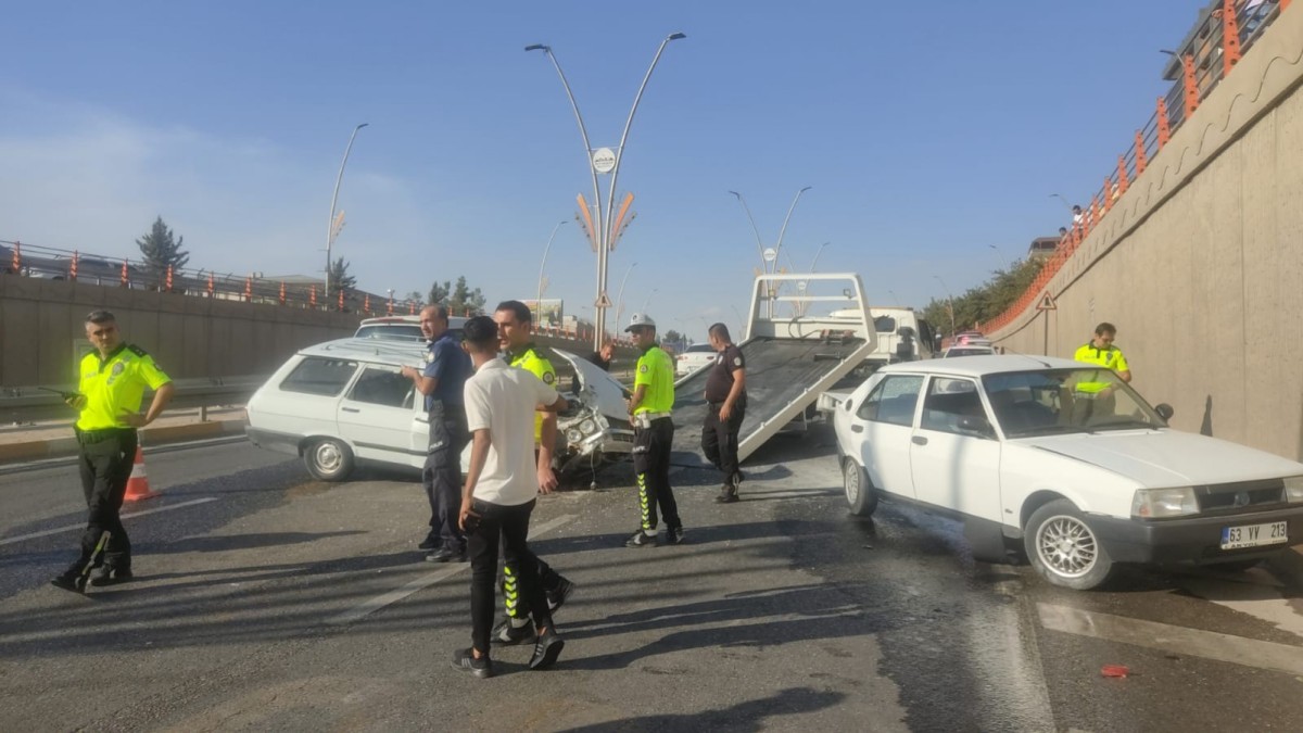 Şanlıurfa'da trafik kazası 3 yaralı