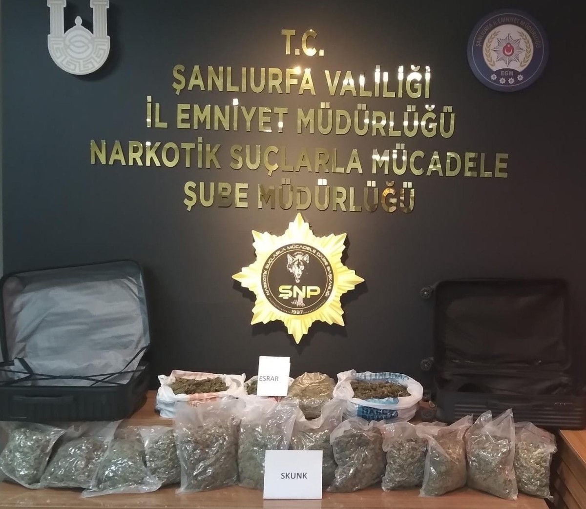 Şanlıurfa'da uyuşturucu operasyonu 3 gözaltı