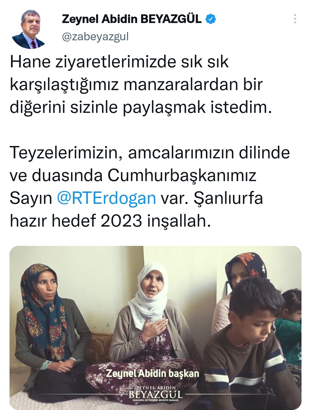 Başkan Beyazgül Urfalı Teyzenin Erdoğan Aşkını Paylaştı 