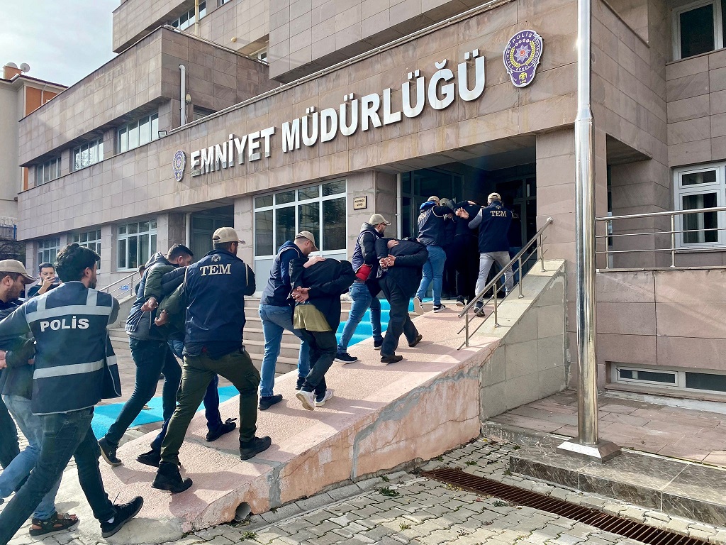 DEAŞ operasyonu: 7 tutuklama  