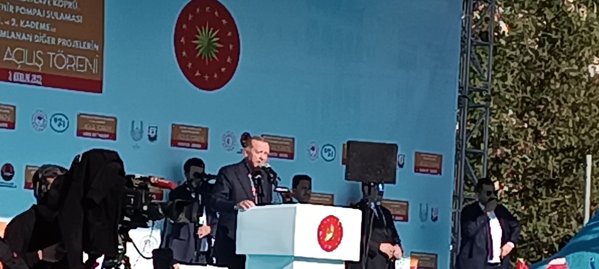 Cumhurbaşkanı Şanlıurfa'da konuşuyor 