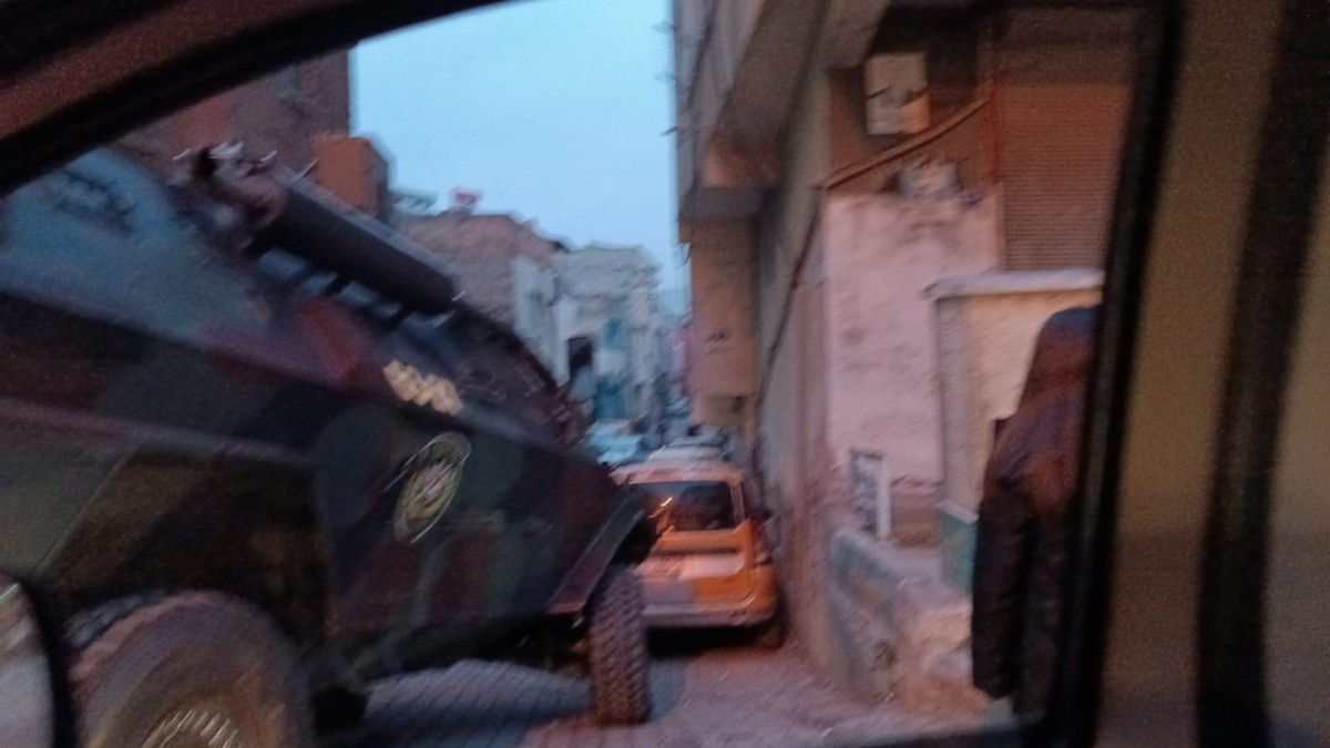 Urfa'da Şafak Operasyonu: Gözaltılar Var