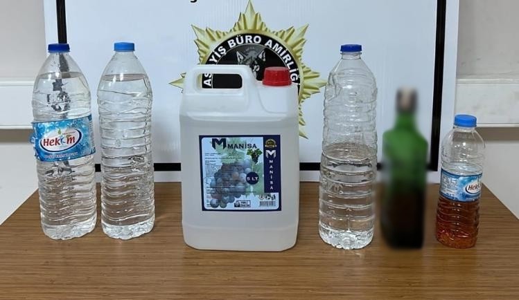 Şanlıurfa’da 10 litre etil alkol ele geçirildi
