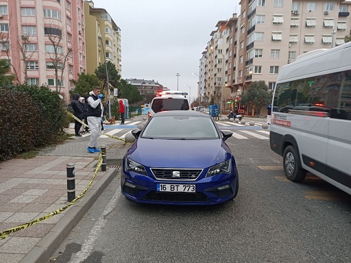 Otomobilin içinde battaniyeye sarılı ceset bulundu