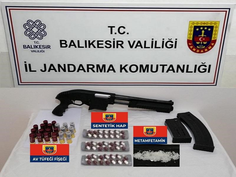 3 şahsa uyuşturucu operasyonu  