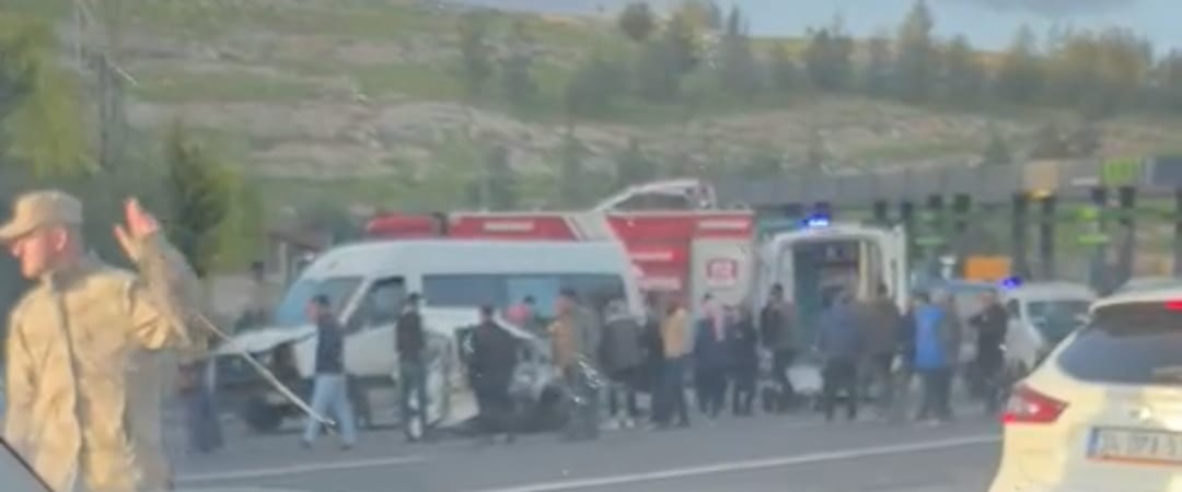 Urfa'da Zincirleme Trafik Kazası